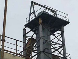 NE30板鏈斗式提升機